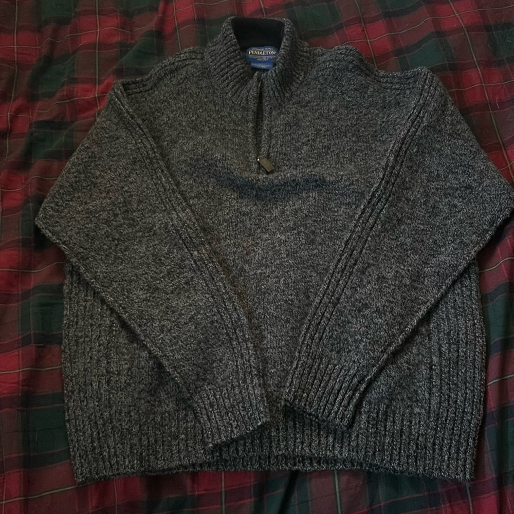 Men’s Medium Pendleton Sweater